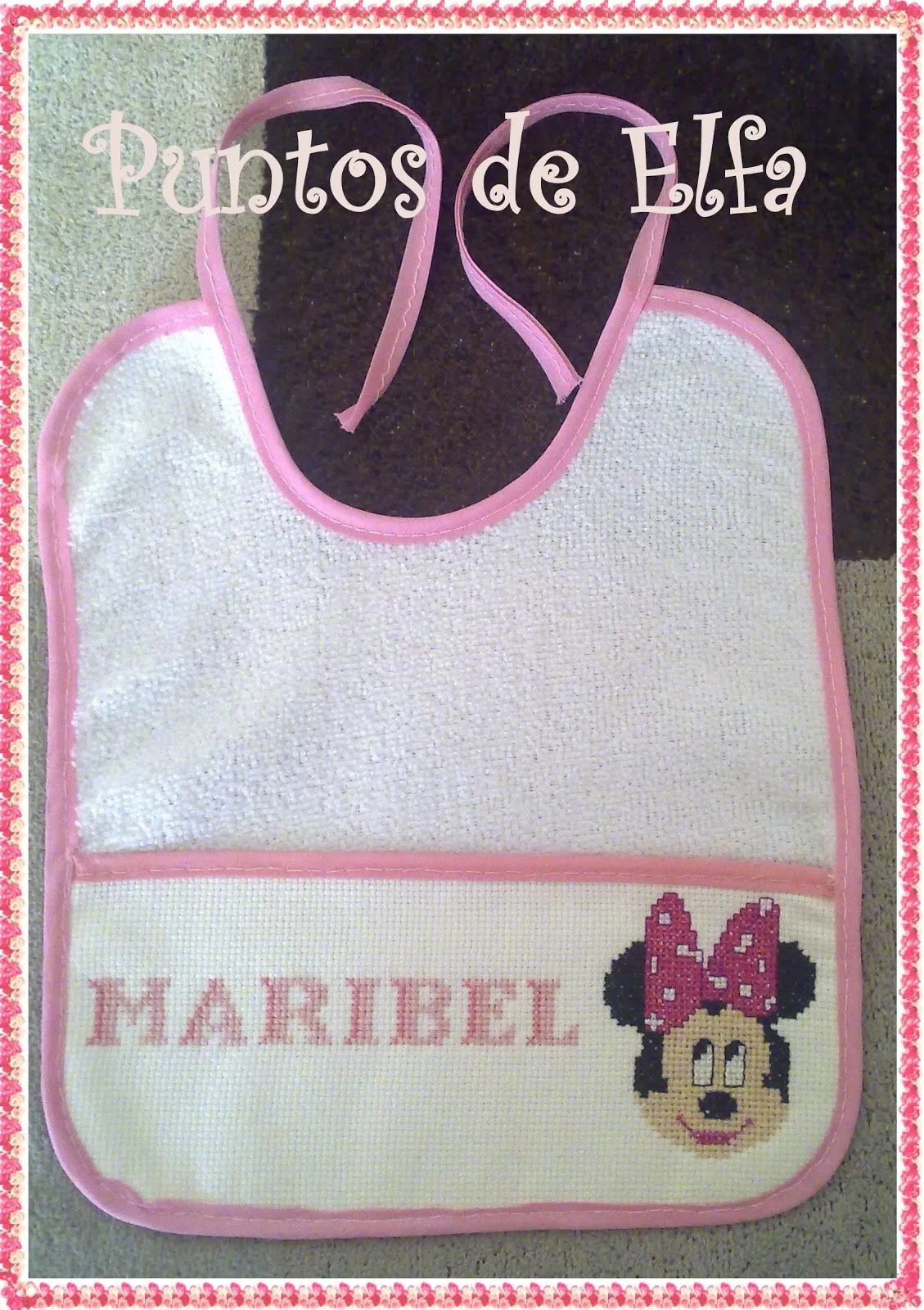 Puntos de Elfa: Babero personalizado minnie mouse