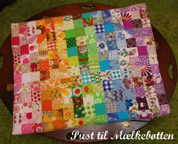 Pust til mælkebøtten: Baby patchwork tæppe