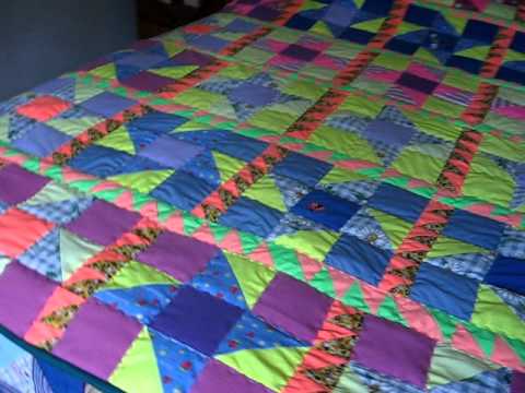 Quilt o colcha hecha de ropa usada y ejemplo uso metodo de ...