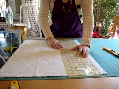 Quilting & Patchwork: Cortando la tela (PASO DOS) - YouTube Quilting & Patchwork: Cortando la tela (PASO DOS) - YouTube