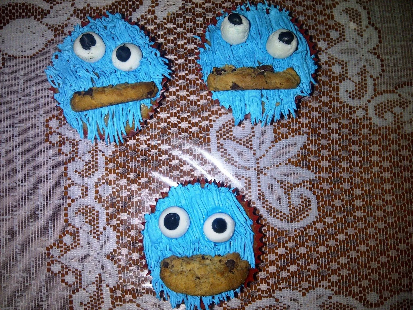 Con "Amor" Sabe Mejor. .: "Cupcakes de Fresa Monstruos Come ...