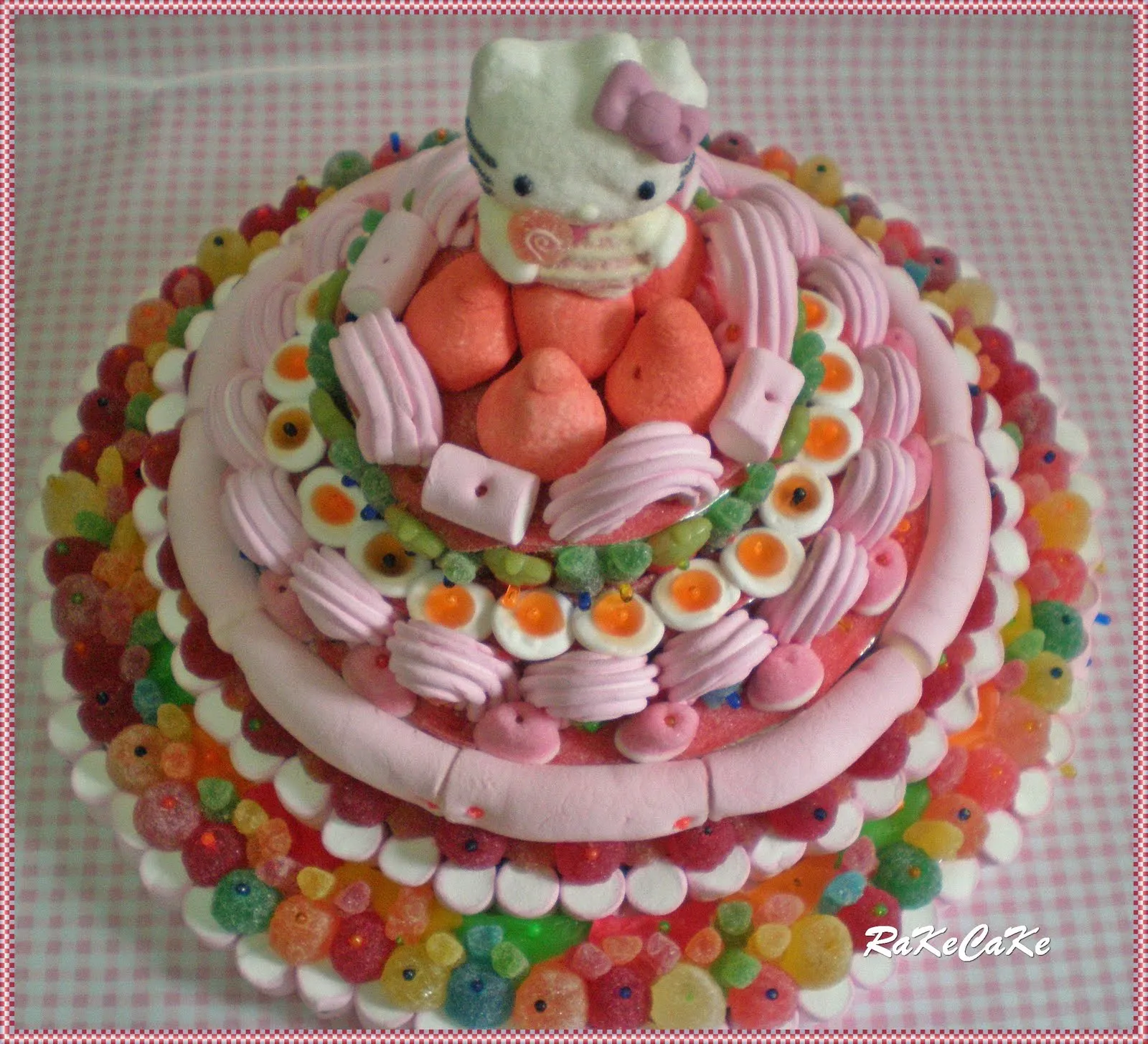 RaKeCaKe: **Tarta Chuches y Ramo de Chupa-Chups** RaKeCaKe: **Tarta Chuches y Ramo de Chupa-Chups**