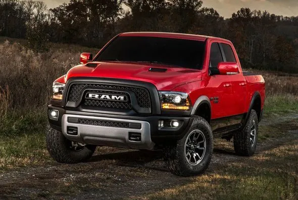 Ram presentó la pickup Rebel 1500 con capacidades todoterreno ...