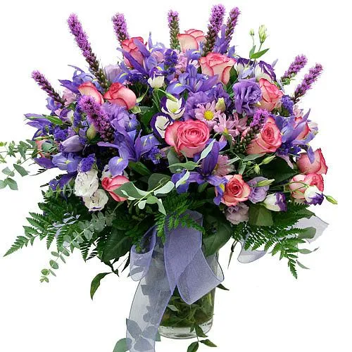 Ramo de flores moradas - Imagui