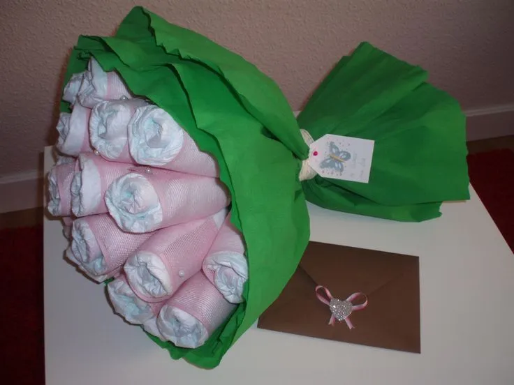 Ramo de pañales by Lola | Regalos hechos a mano | Pinterest Ramo de pañales by Lola | Regalos hechos a mano | Pinterest