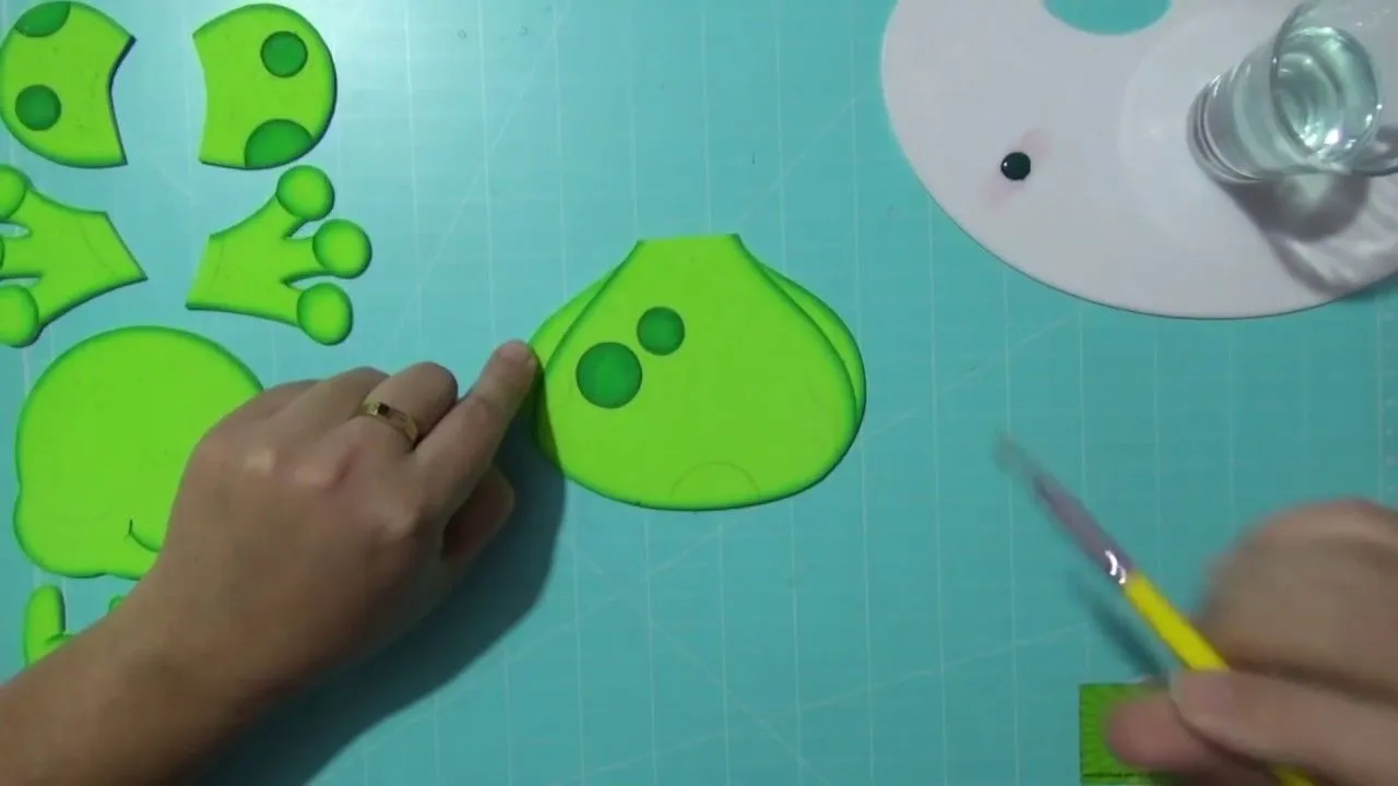Ranita en Foamy, Goma Eva, Microporoso Ranita (Handmade Craft)❤️ - YouTube Ranita en Foamy, Goma Eva, Microporoso Ranita (Handmade Craft)❤️ - YouTube