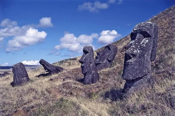Rapa Nui National Park - UNESCO World Heritage Centre Rapa Nui National Park - UNESCO World Heritage Centre