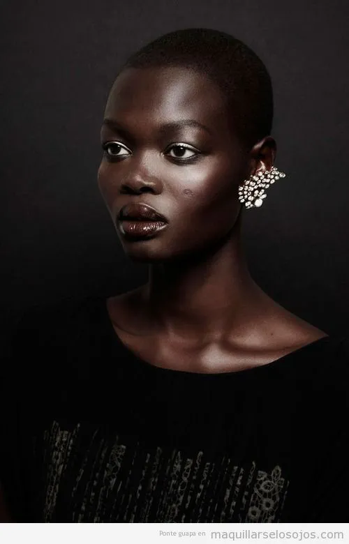 Raza Negra | Maquillarse los ojos | Todo sobre el maquillaje de ojos Raza Negra | Maquillarse los ojos | Todo sobre el maquillaje de ojos