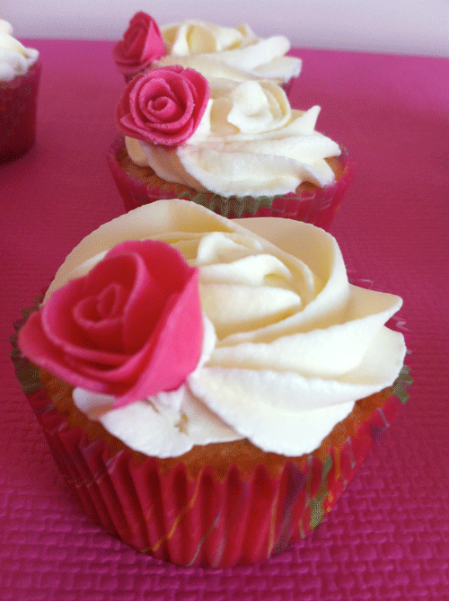 Receta básica de cupcakes de vainilla.