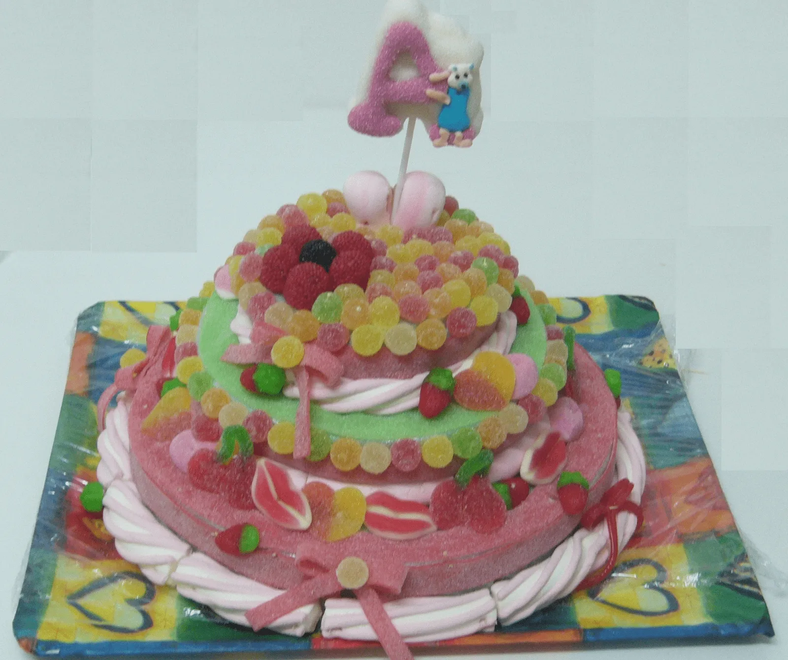 Recetas que sí salen: Cómo hacer tarta de gominolas o chuches paso ... Recetas que sí salen: Cómo hacer tarta de gominolas o chuches paso ...