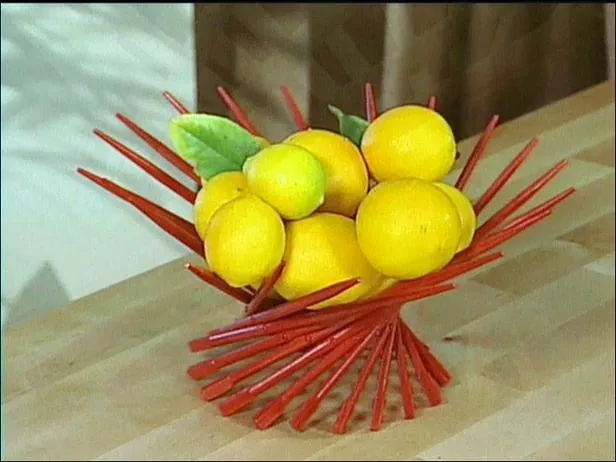 Recicla Inventa: Cómo hacer un frutero con palillos chinos - Tutorial Recicla Inventa: Cómo hacer un frutero con palillos chinos - Tutorial