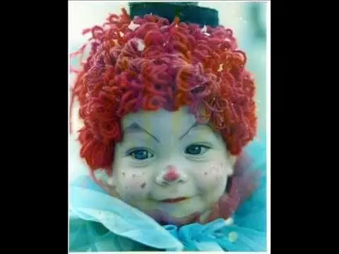 Reciclaje: Disfraz de Payaso - YouTube