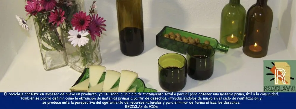 RECICLAVID | Artesanía fabricada con papel y botellas de vidrio ...