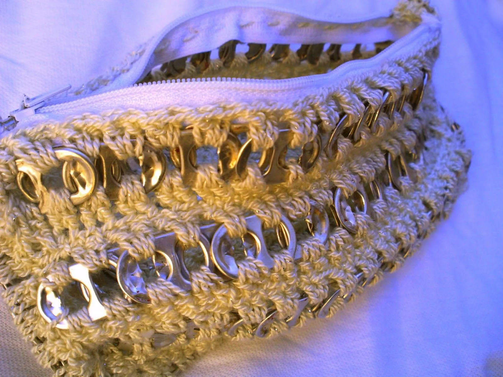 RECICLEARTE: Cosmetiquero fabricado de tejido a crochet y chapitas ... RECICLEARTE: Cosmetiquero fabricado de tejido a crochet y chapitas ...