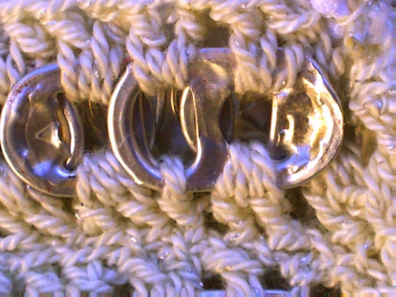 RECICLEARTE: Cosmetiquero fabricado de tejido a crochet y chapitas ... RECICLEARTE: Cosmetiquero fabricado de tejido a crochet y chapitas ...
