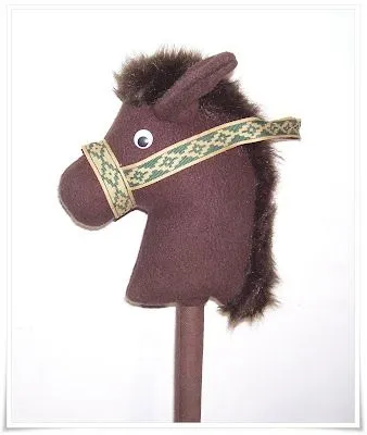 RECREAR - MANUALIDADES - ARTE: Caballito de tela con palo de madera para niños .Caballo de tela. Vienen los moldes. RECREAR - MANUALIDADES - ARTE: Caballito de tela con palo de madera para niños .Caballo de tela. Vienen los moldes.