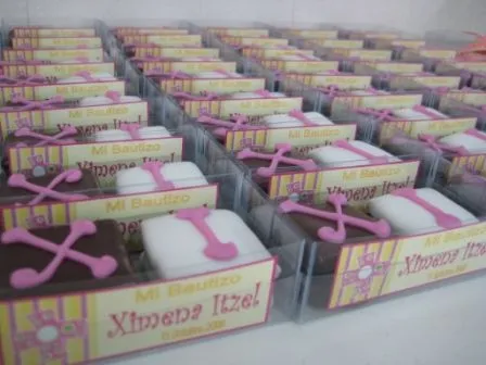 Recuerditos para Bautizo de niña | Tatakuá Alfajores Recuerditos para Bautizo de niña | Tatakuá Alfajores