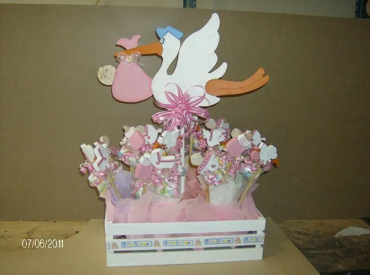 centro-de-mesa-para-baby-shower-en-madera-de-ciguena-hwo-3726 ...