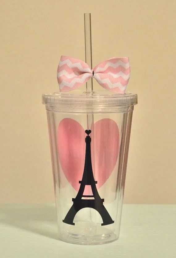 Recuerdos que deberías dar en tus XV años Recuerdos que deberías dar en tus XV años