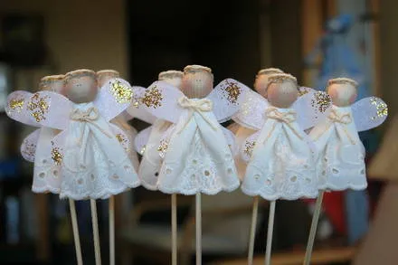 Como hacer recuerdos de fomi para primera comunión - Imagui