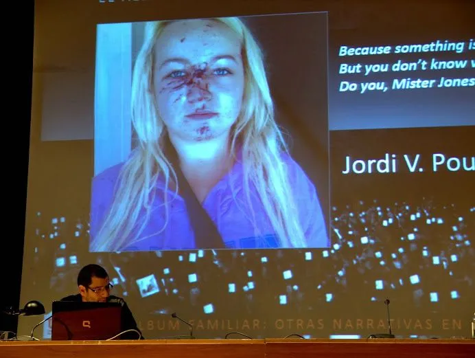Redes sociales | En la retaguardia: Imagen, memoria e identidad en ... Redes sociales | En la retaguardia: Imagen, memoria e identidad en ...