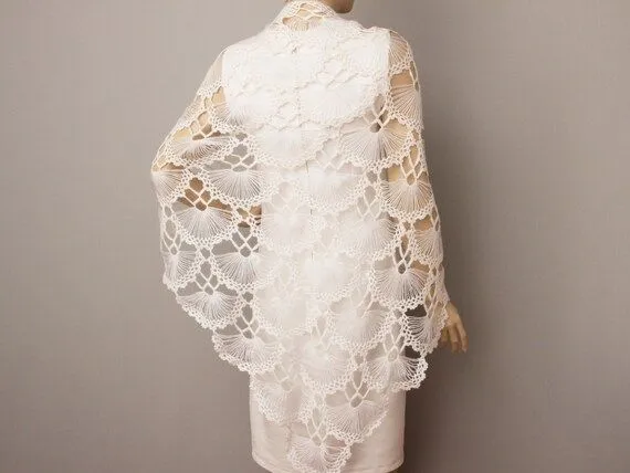 Regalo de Dama de honor en blanco chal de ganchillo por SenasShop Regalo de Dama de honor en blanco chal de ganchillo por SenasShop