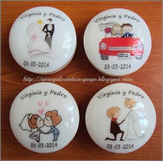 UN REGALO EN DECOUPAGE: RECUERDOS DE MATRIMONIO: JABONCITOS Y VELAS