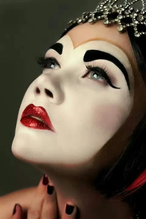 Reina de corazones | Caritas Pintadas | Pinterest Reina de corazones | Caritas Pintadas | Pinterest