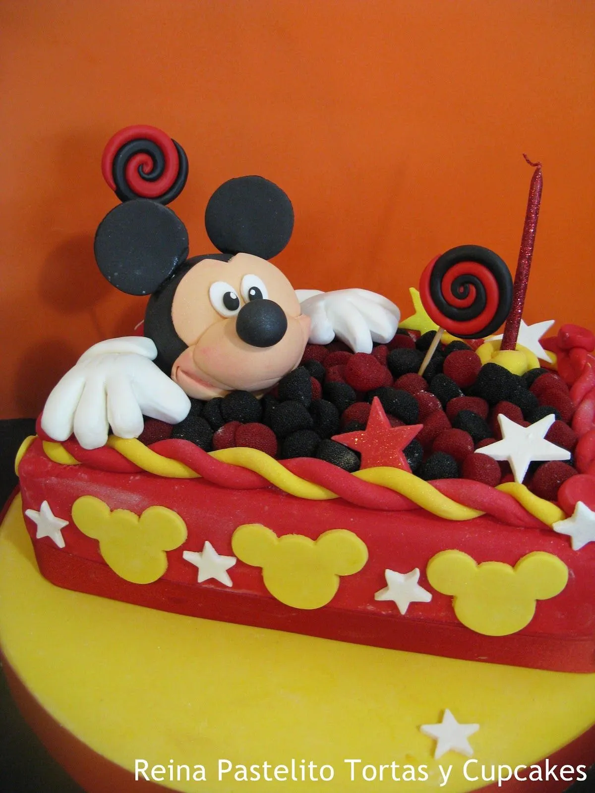 Reina Pastelito Cupcakes Tortas: Torta Rectangular Mickey Mouse ... Reina Pastelito Cupcakes Tortas: Torta Rectangular Mickey Mouse ...