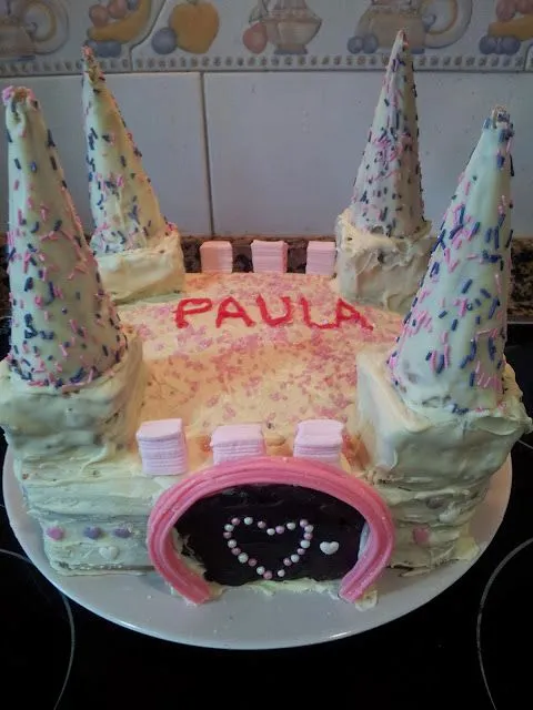 REPOSTERÍA DIVERTIDA: Bizcochos decorados