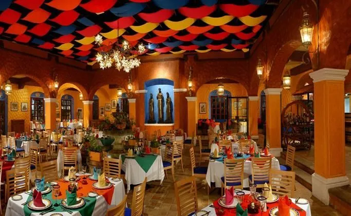 restaurante mexicano decoracion - Buscar con Google | Proyecto de ...