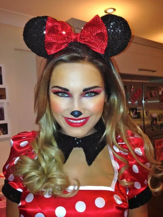 Resultado de imagen para maquillaje de minnie | Disney halloween makeup, Halloween makeup looks, Minnie mouse halloween Resultado de imagen para maquillaje de minnie | Disney halloween makeup, Halloween makeup looks, Minnie mouse halloween