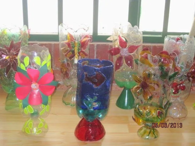 REUTILIZANDO, ANDO CREANDO...: FAROLES CON BOTELLAS PET REUTILIZANDO, ANDO CREANDO...: FAROLES CON BOTELLAS PET