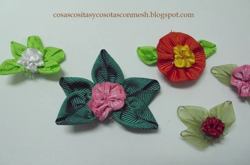 Ribbons and Much More: Como hacer flores de liston