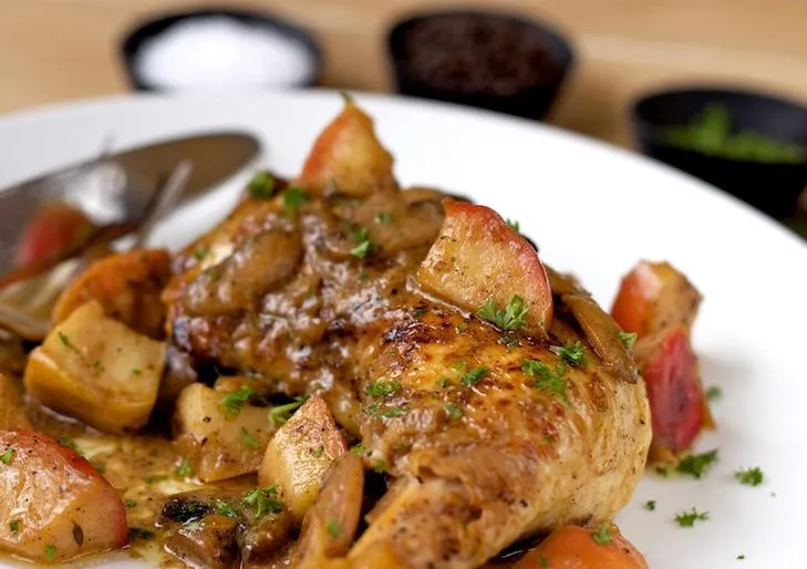 Rimas y recetas: Pollo al estilo del valle d'Auge Rimas y recetas: Pollo al estilo del valle d'Auge