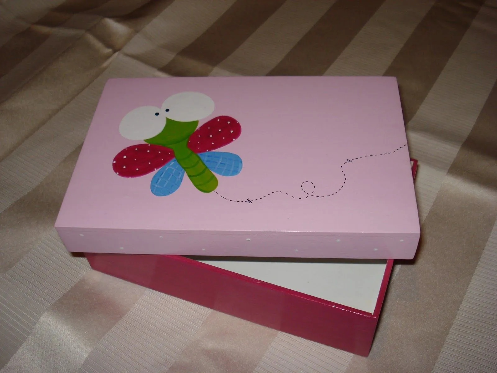 Rincón de arte: Cajas decorativas.