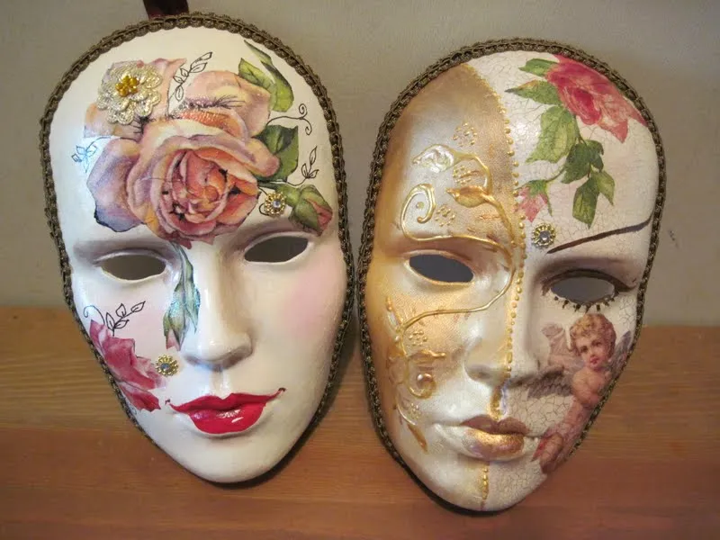 EL RINCÓN DEL DECOUPAGE: Las máscaras de Rut