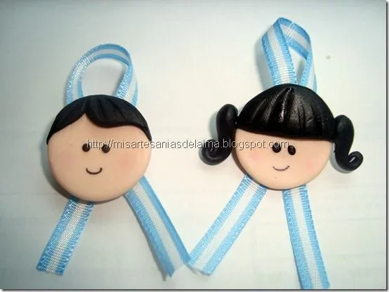 El rincon de la infancia: Tiernas escarapelas El rincon de la infancia: Tiernas escarapelas