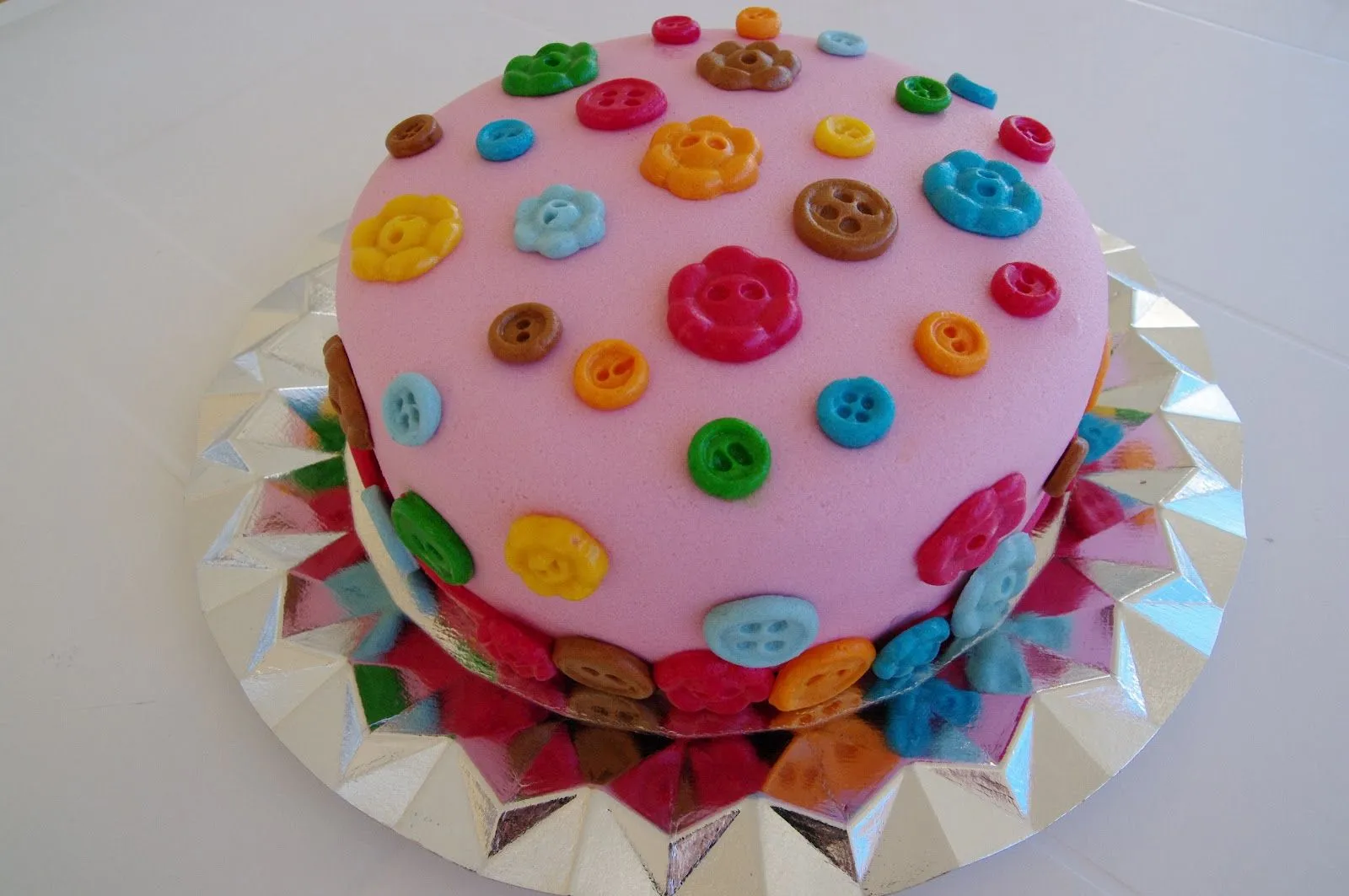 El rincon de Mariam: Tarta Fondant de botones El rincon de Mariam: Tarta Fondant de botones