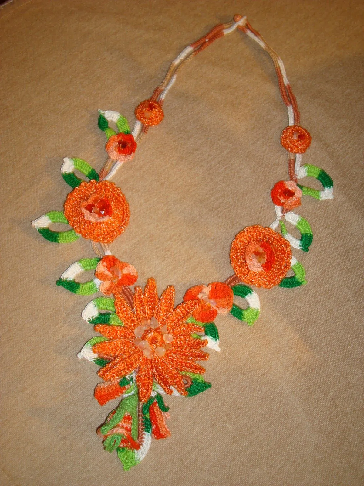 El rincón de Marieta: Collares crochet