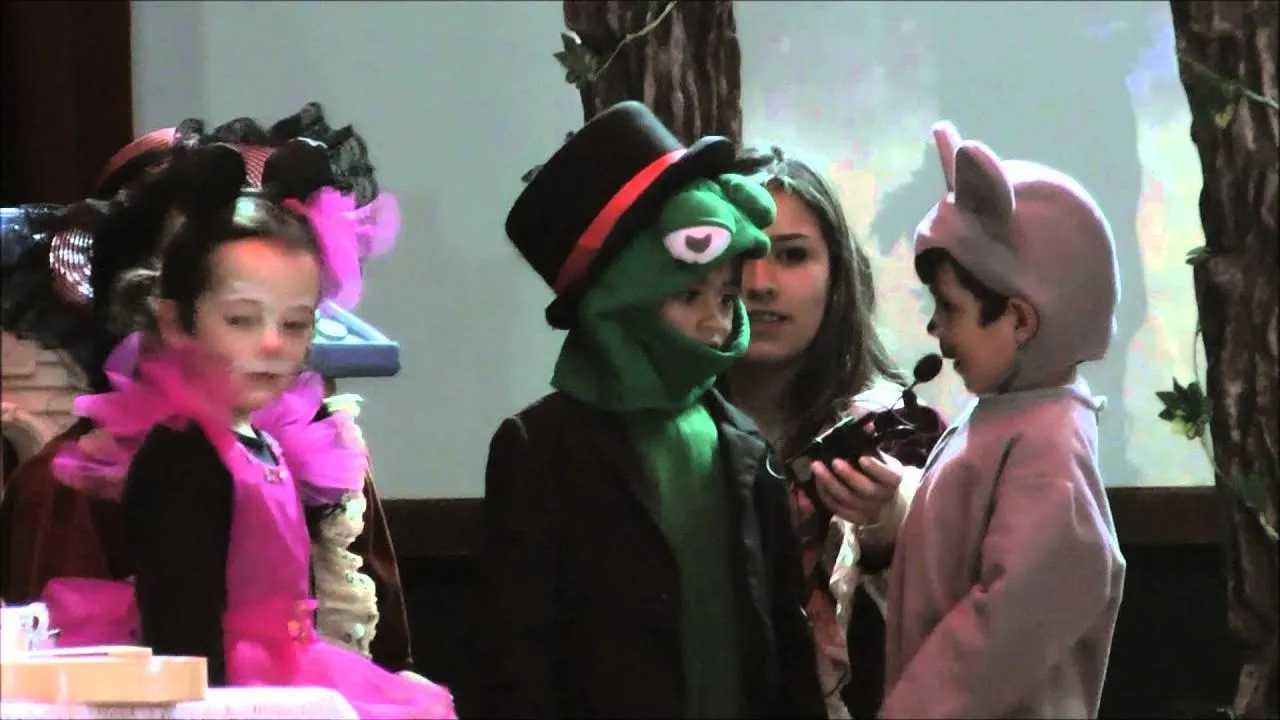 RinRin Renacuajo 2015 - YouTube