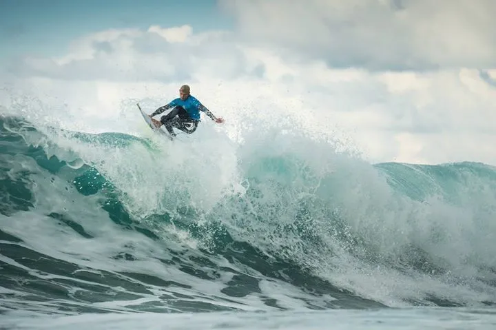 Rip Curl Pro, Bells Beach, 2015. Day 9 - Mick Fanning flo ...