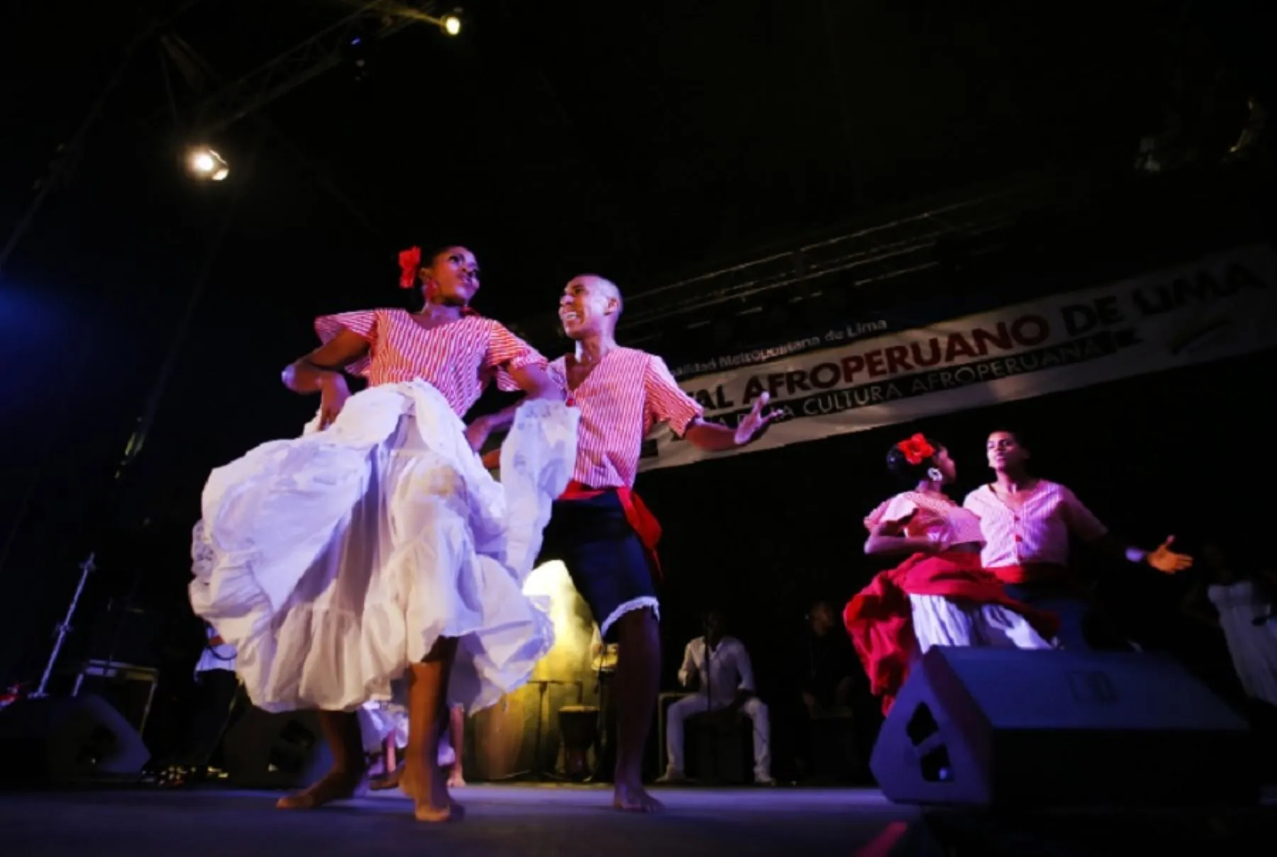 Ritmo, color y sabor! Aprecia las danzas afroperuanas más emblemáticas | Noticias | Agencia Peruana de Noticias Andina Ritmo, color y sabor! Aprecia las danzas afroperuanas más emblemáticas | Noticias | Agencia Peruana de Noticias Andina