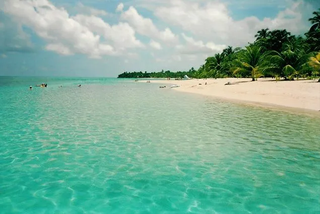 roatan.jpg