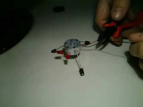 Robim: Como hacer un robot simple tipo Mimoks USB! / how to make a ...
