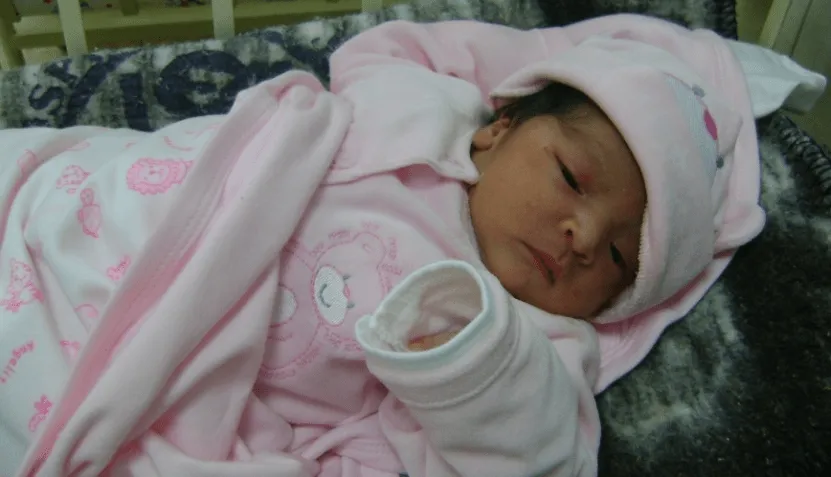 Una robusta mujercita fue la primera bebé que nació en Hospital ... Una robusta mujercita fue la primera bebé que nació en Hospital ...