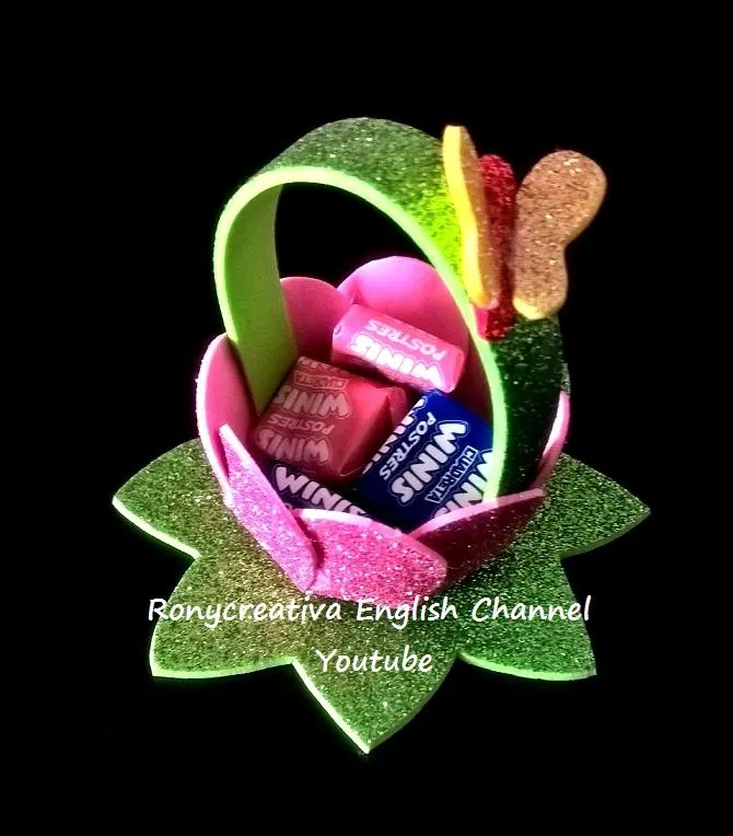 Ronycreativa blog de manualidades: Canastas de foamy o goma eva / foamy basket DIY Ronycreativa blog de manualidades: Canastas de foamy o goma eva / foamy basket DIY