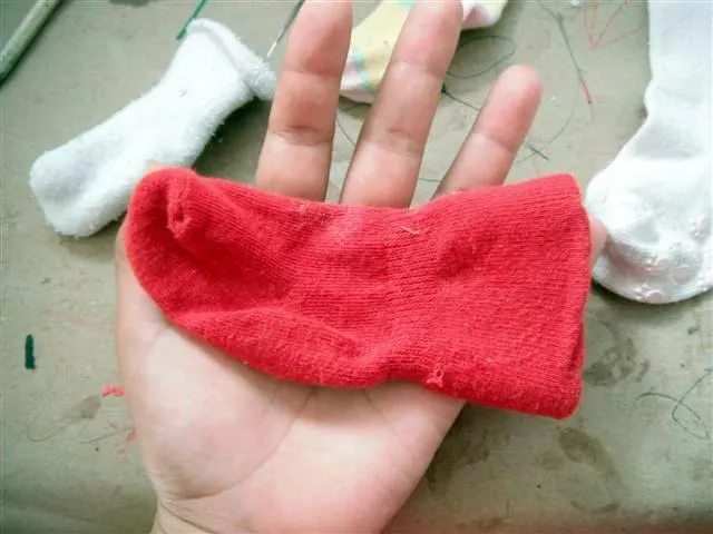 Como hacer ropa de barbie paso a paso - Imagui