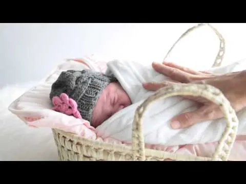 Ropa para bebés recién nacidos. Gorros de ganchillo, de crochet ...