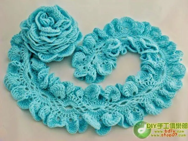 Una rosa realizada con hermosa puntilla / patrones | Crochet y Dos ... Una rosa realizada con hermosa puntilla / patrones | Crochet y Dos ...